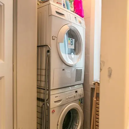 Apartman Tomas's *